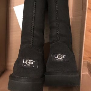 Tall ugg boots